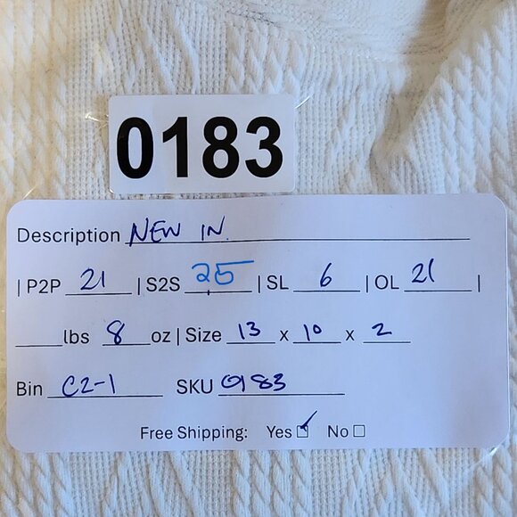 Button-Back Casual Blouse Women's S White Short Sleeve Raised Texture Crew Neck - Picture 8 of 9